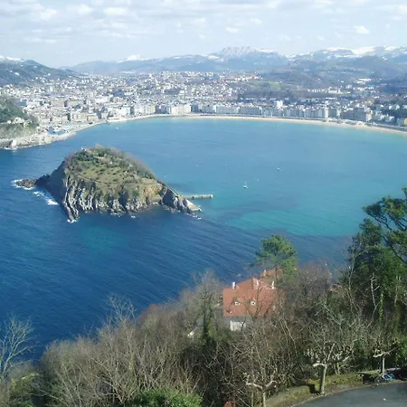 Guest house Getariano 2*